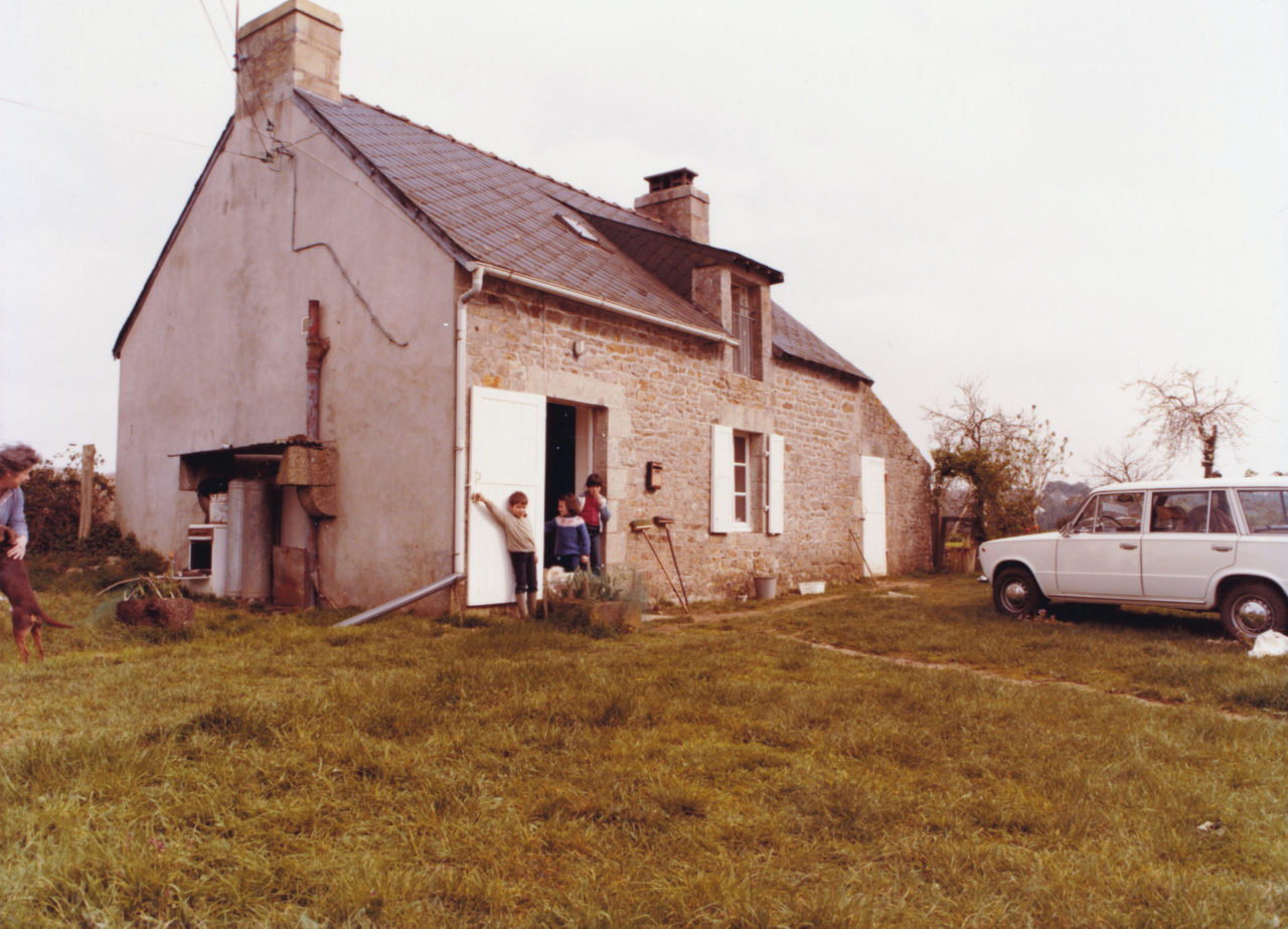 Début de la restauration de la Petite Maison Le Hameau de Brangoulo Guidel, Morbihan
